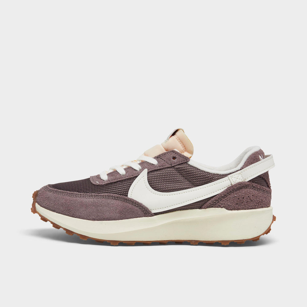 Women's Nike Waffle Debut Casual Shoes - Brown