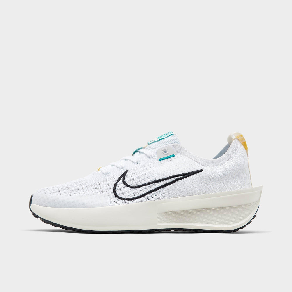 Women's Nike Interact Run Running Shoes - White